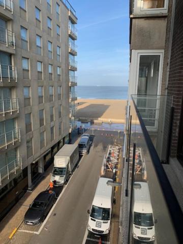קנוקה-הייסט Exclusief Appartement In Hartje Zoute, Zonnig Terras Met Zeezicht מראה חיצוני תמונה